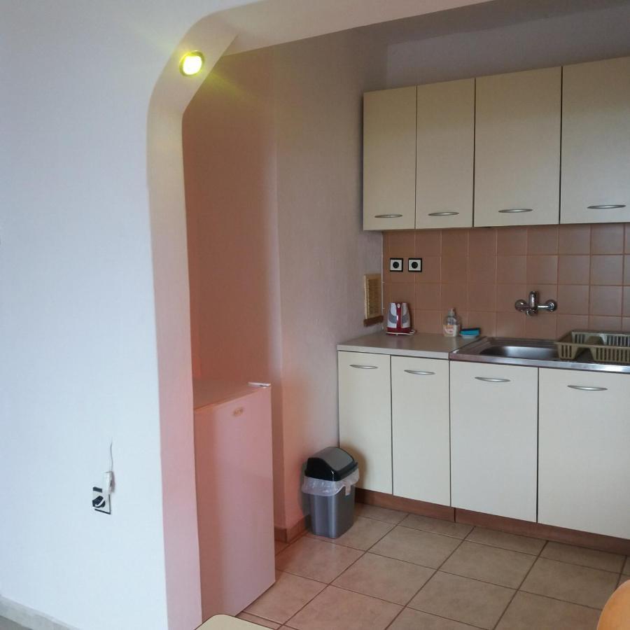 Къща За Гости Семейство Маврови Hotel Rezovo Buitenkant foto