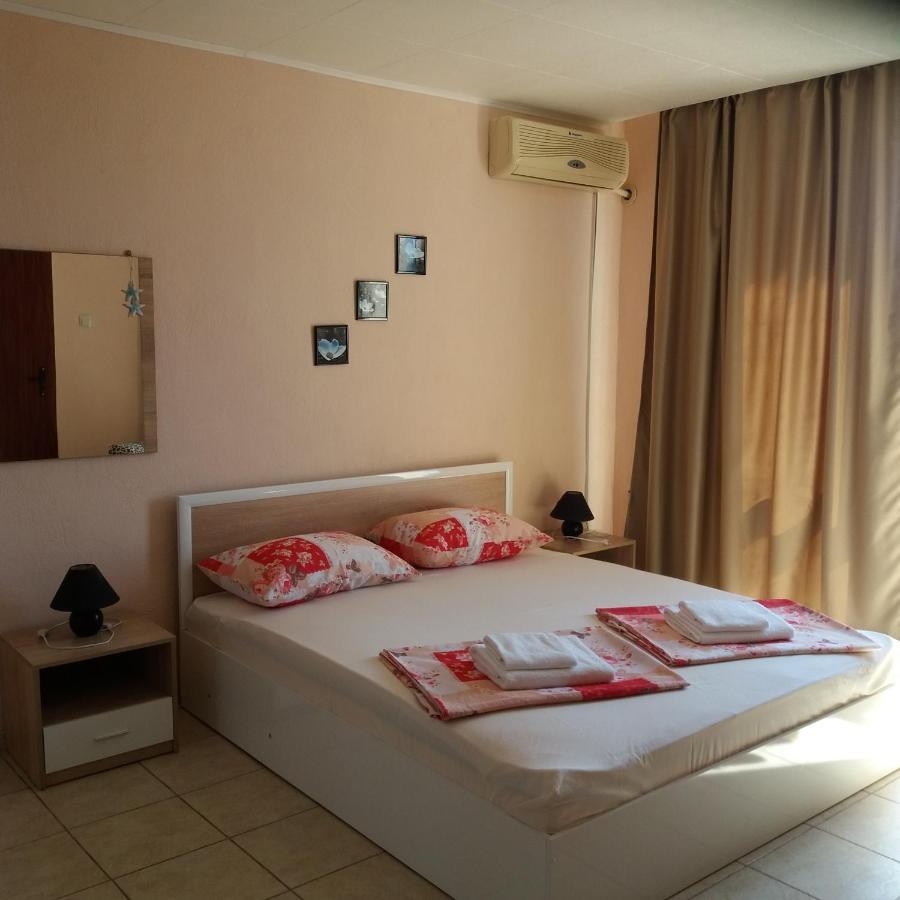Къща За Гости Семейство Маврови Hotel Rezovo Buitenkant foto