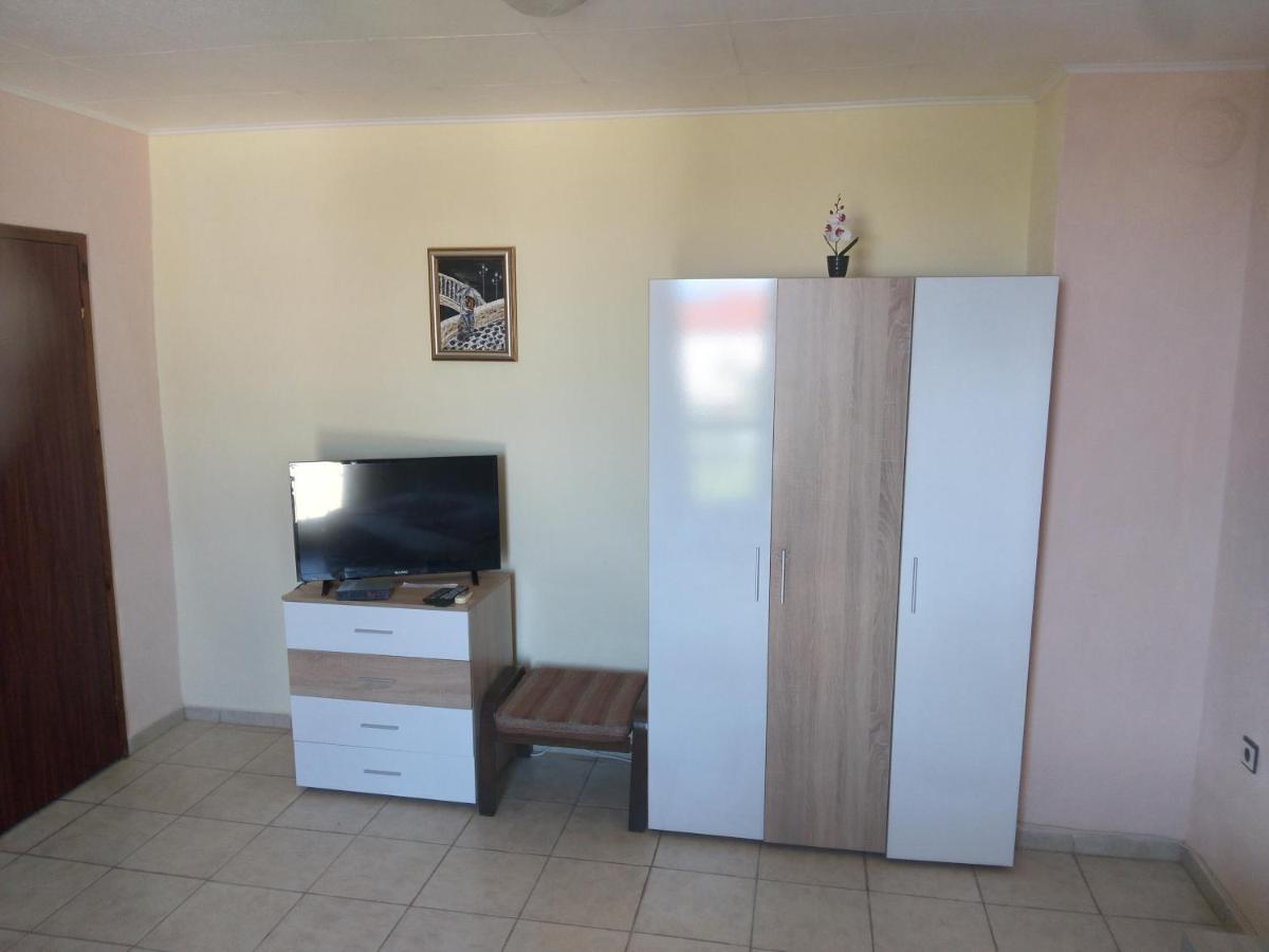 Къща За Гости Семейство Маврови Hotel Rezovo Buitenkant foto