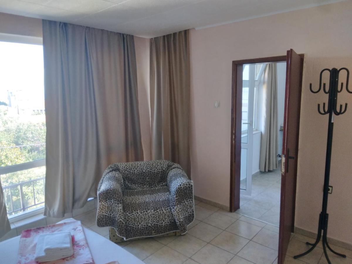 Къща За Гости Семейство Маврови Hotel Rezovo Buitenkant foto
